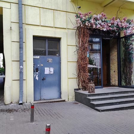 Apartments On Velyka Vasylkivska 47 Kyiv Exterior foto